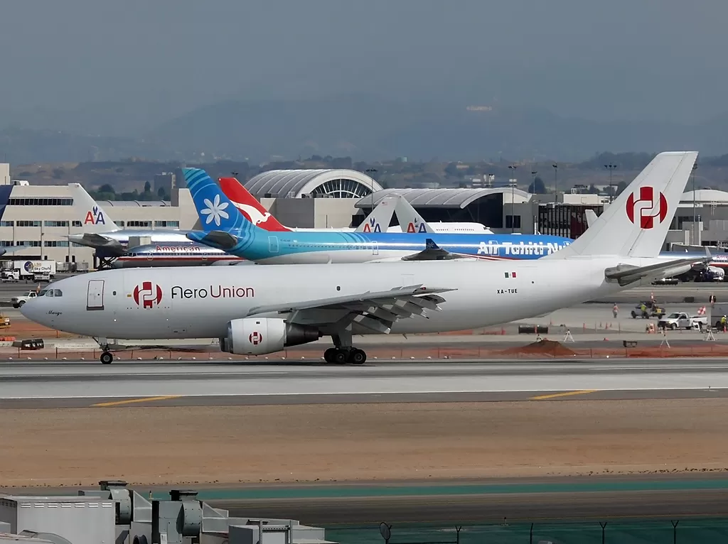 Flugzeug der Aerounion - Aerotransporte de Carga Union