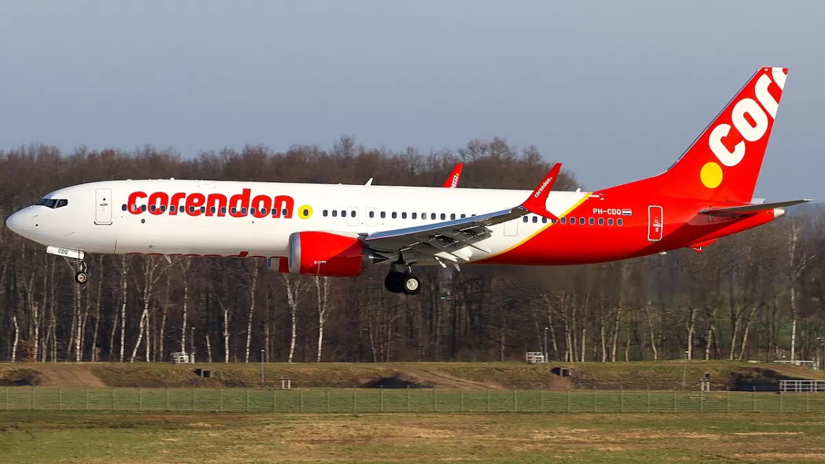 Flugzeug der Corendon Dutch Airlines
