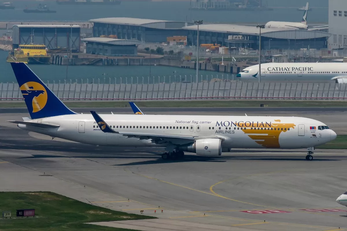 Flugzeug der Genghis Khan Airlines