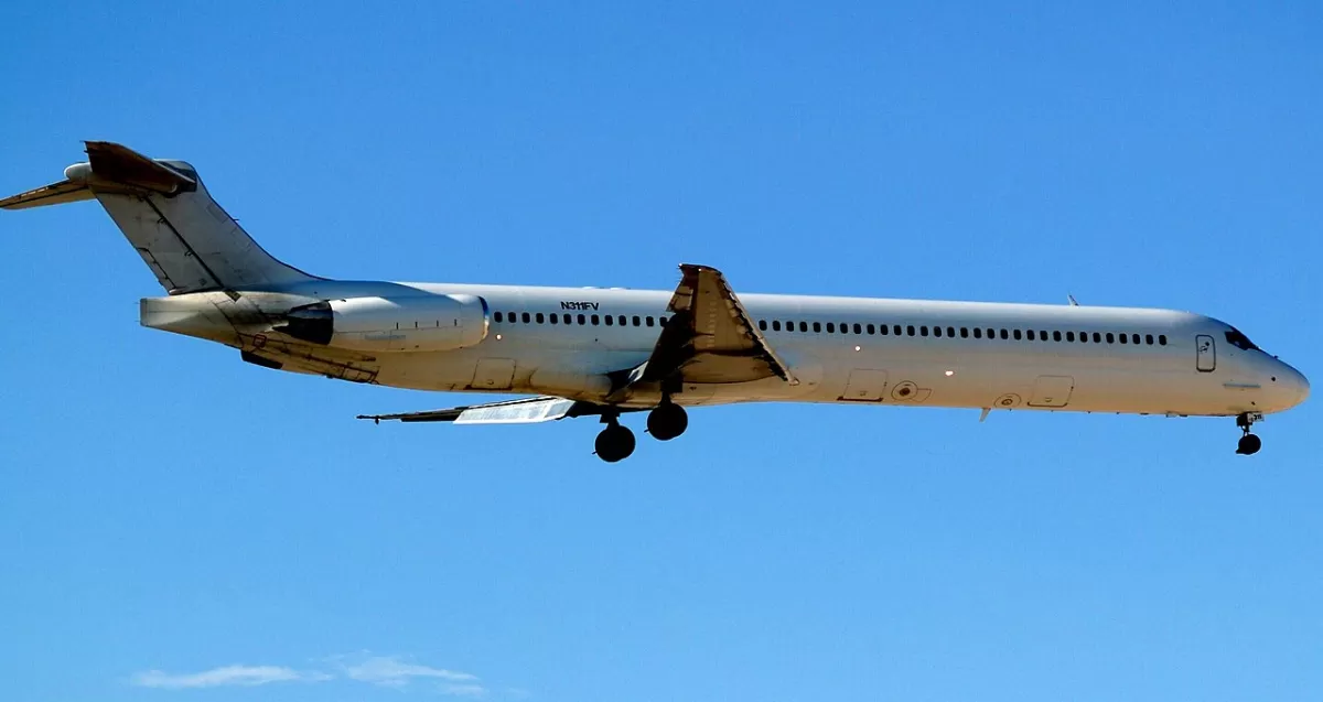 Flugzeug der Justice Prisoner and Alien Transportation System
