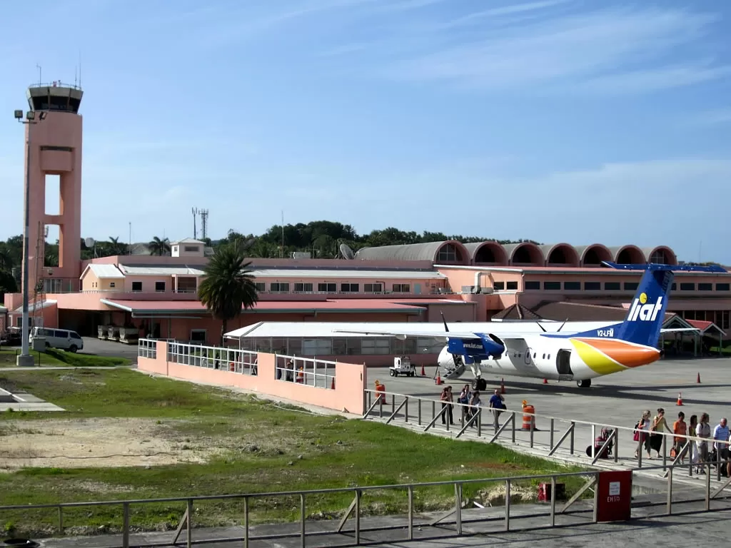 Flugzeug der Liat Air