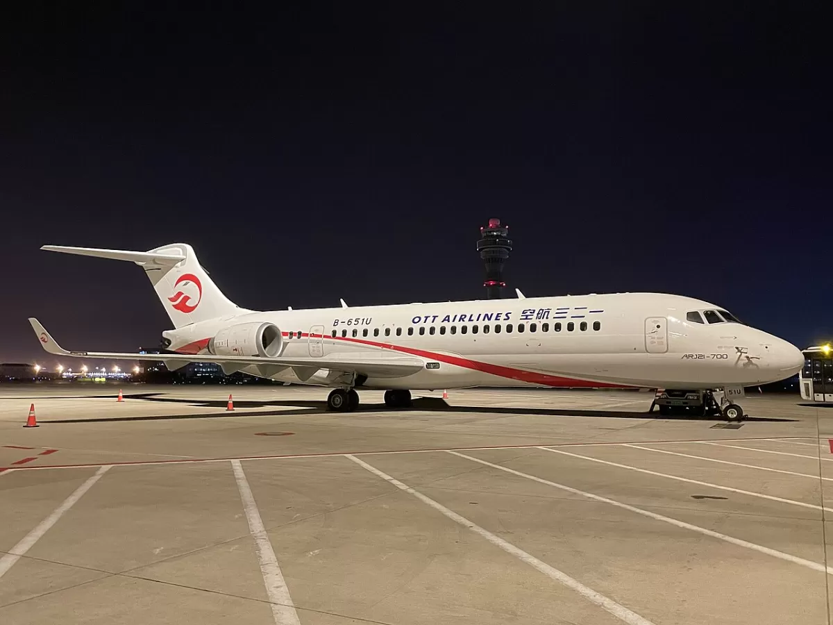 Flugzeug der OTT Airlines