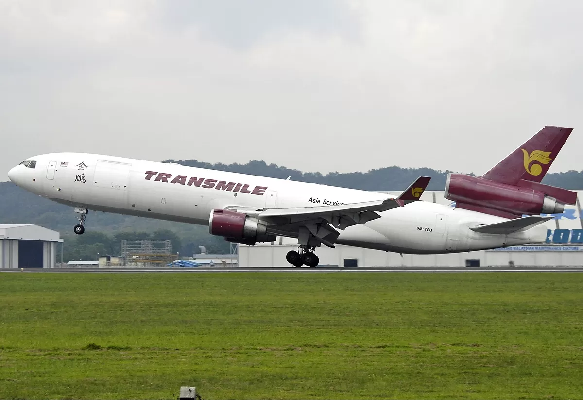 Flugzeug der Transmile Air Services