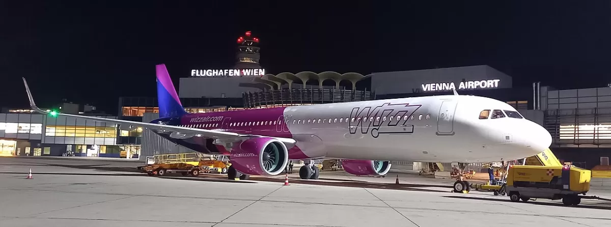 Flugzeug der Wizz Air Malta