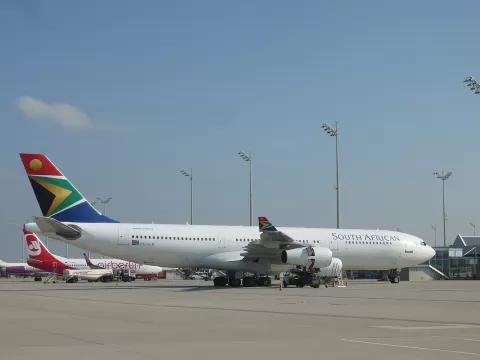 Airbus A340-200
