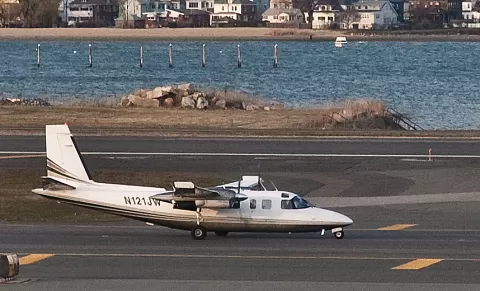 Aero Commander 690