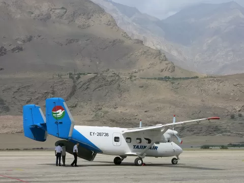 Antonow An-28