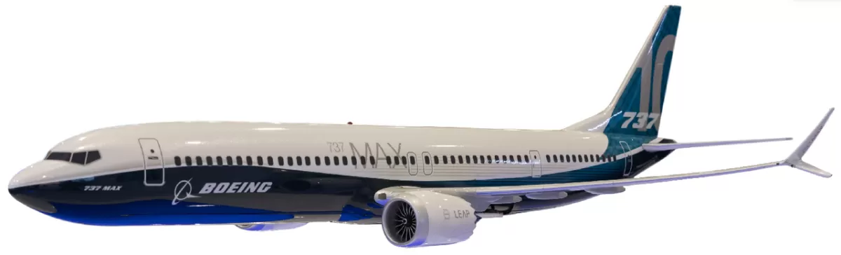 Boeing 737 MAX 10