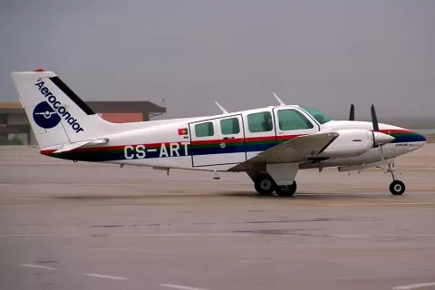 Beechcraft Baron 58