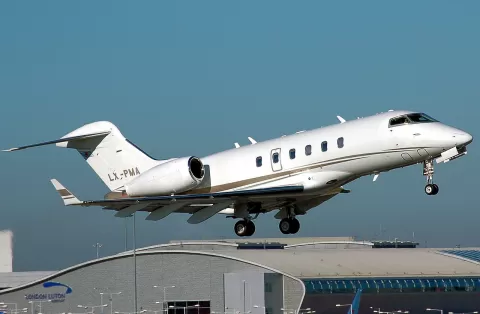 Bombardier Challenger 300