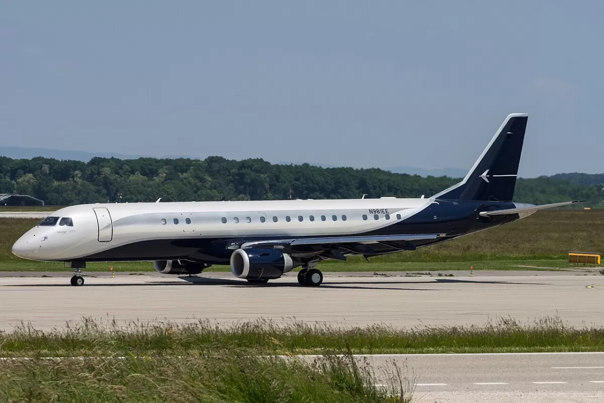Embraer E190