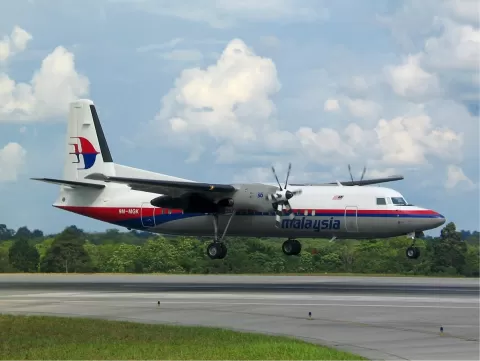 SkyAir Fokker 50