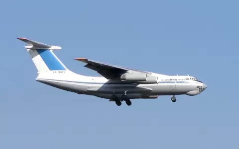 Asia Airways Iljuschin Il-76