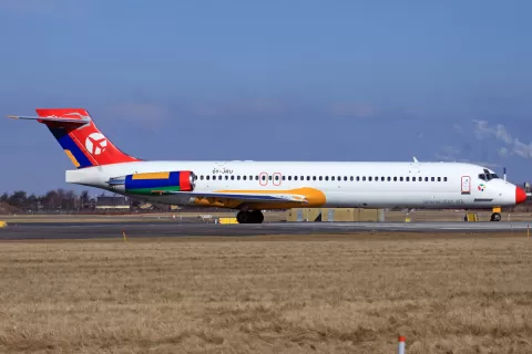 McDonnell Douglas MD-87