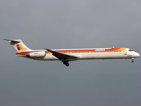 McDonnell Douglas MD-88