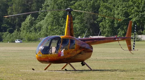 Robinson R44