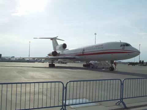 Tupolew Tu-154